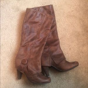 Brown boots